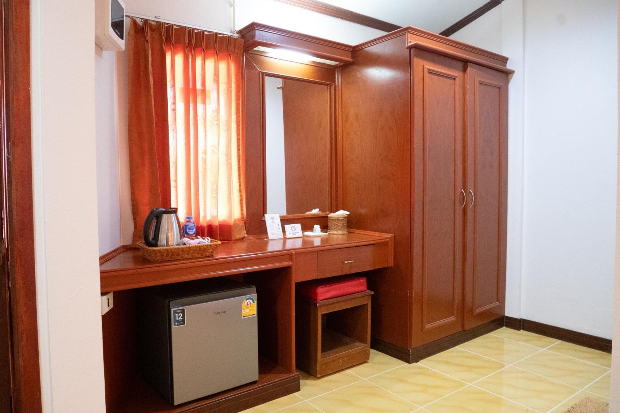 M.P Resort Ao Nam Mao Buitenkant foto