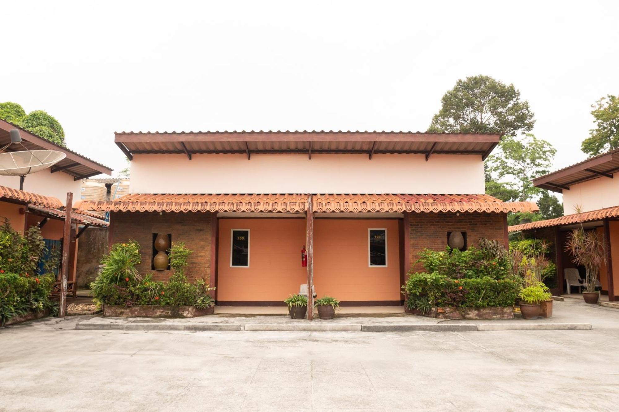 M.P Resort Ao Nam Mao Buitenkant foto